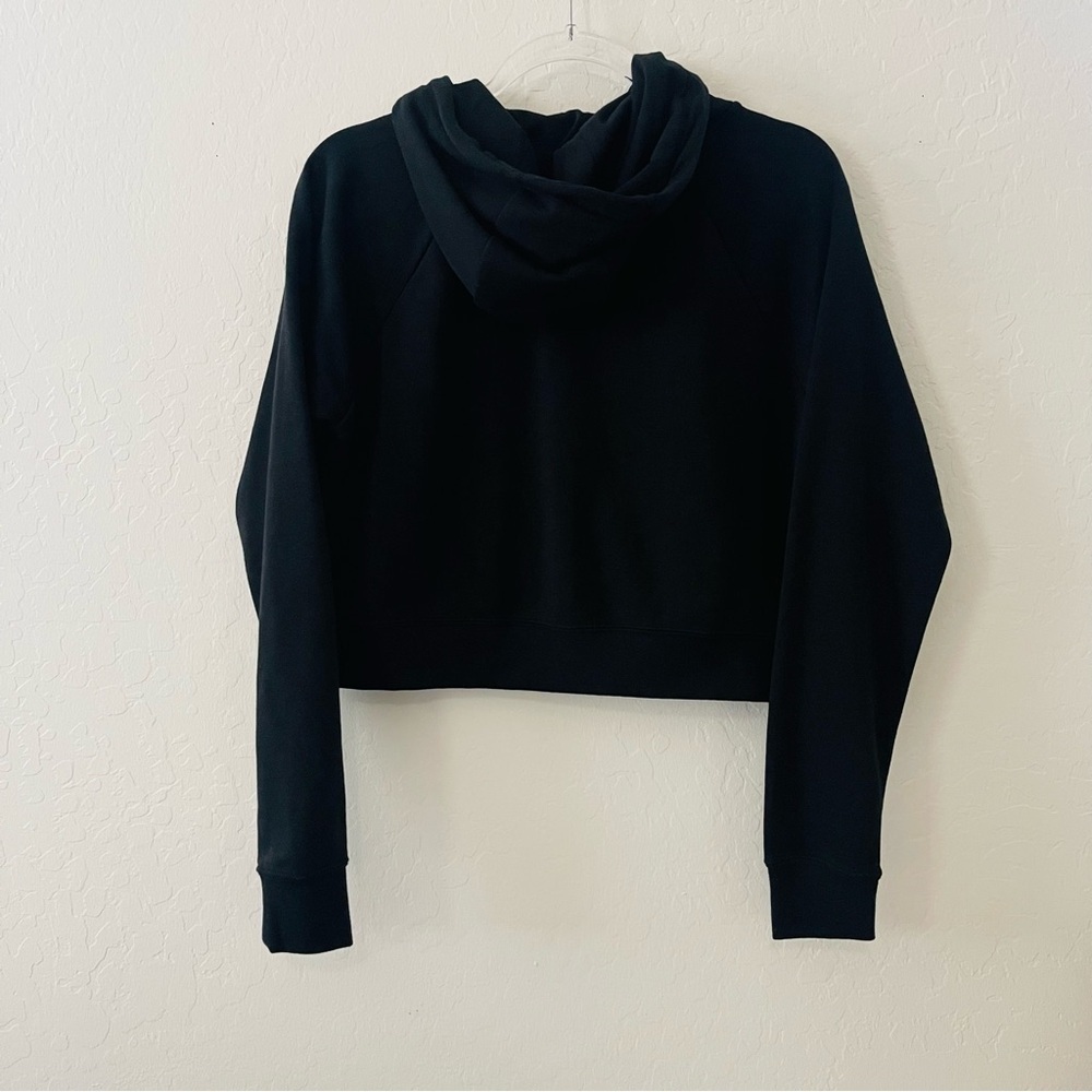 Nike Women's Black Cropped Hoodie - Picture 3 of 6